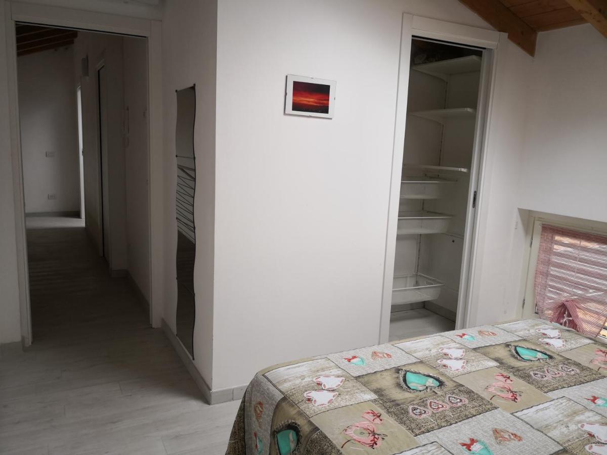 Charme Lake Loft Ispra Ngoại thất bức ảnh