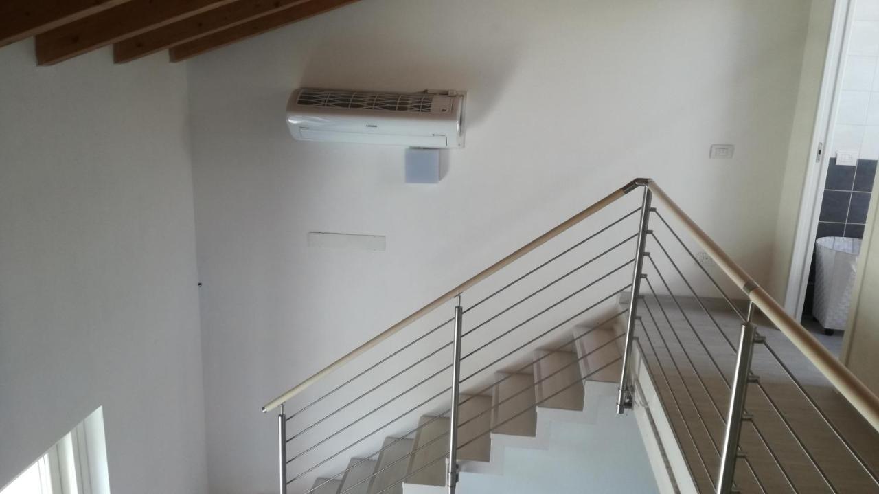 Charme Lake Loft Ispra Ngoại thất bức ảnh