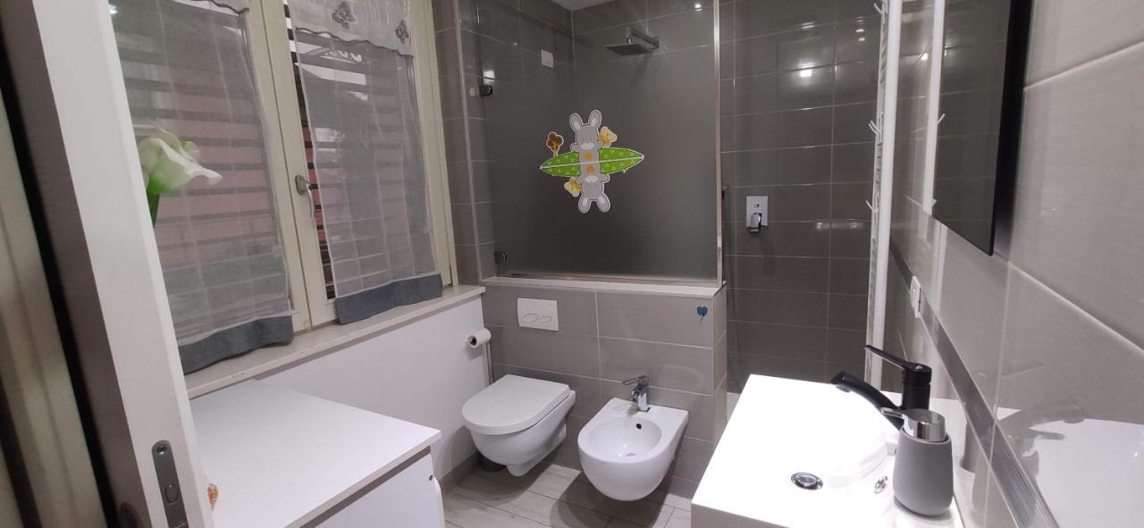 Charme Lake Loft Ispra Ngoại thất bức ảnh