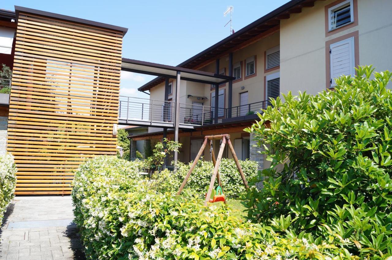 Charme Lake Loft Ispra Ngoại thất bức ảnh