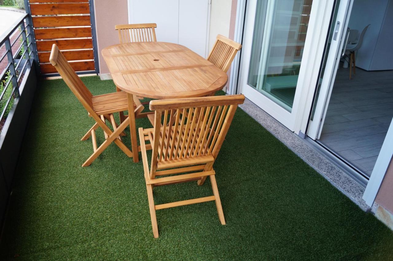 Charme Lake Loft Ispra Ngoại thất bức ảnh